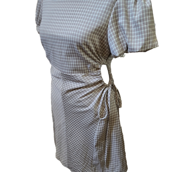 Plaid Puff Sleeve Dress - Picture 3 of 3
